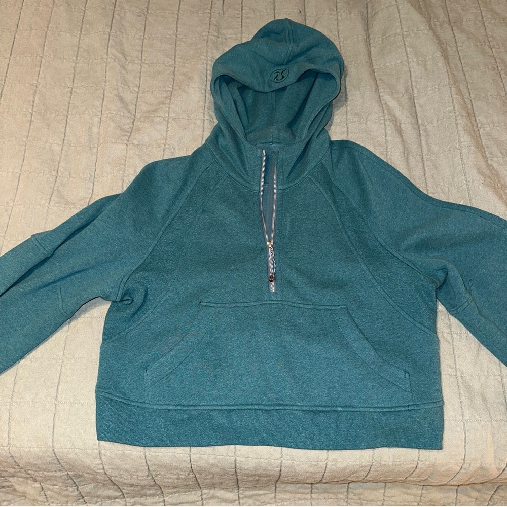 Lululemon Cropped Scuba Hoodie - Teal
